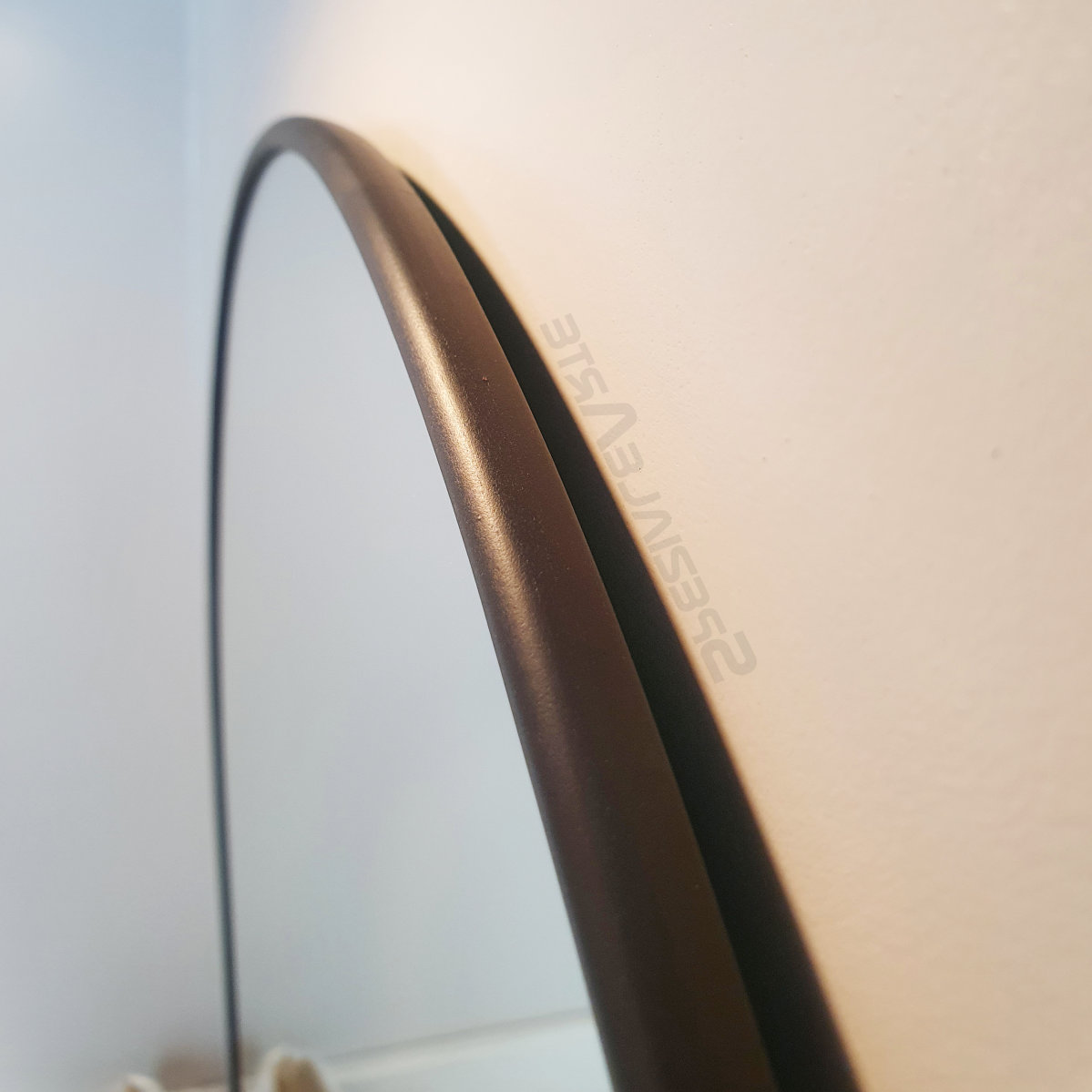 Espejo Redondo 60 cm. Marco PVC Colgar